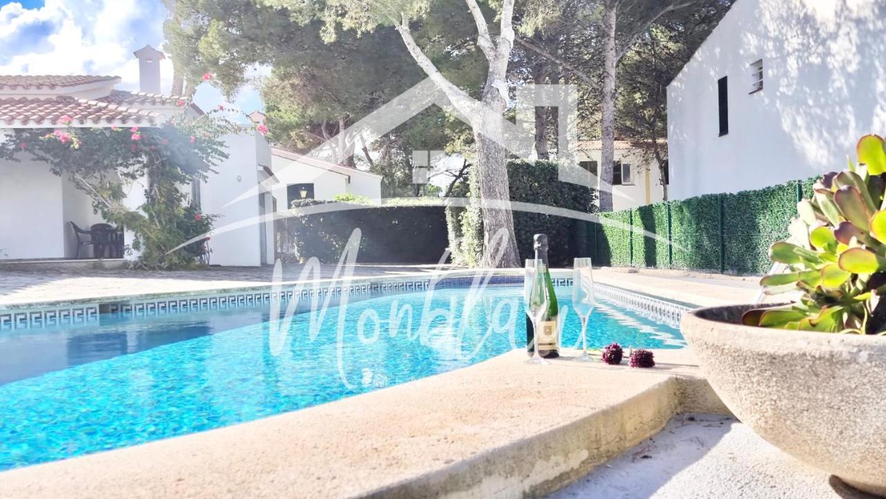 Villa Lorenzo Cala Blanca  Buitenkant foto